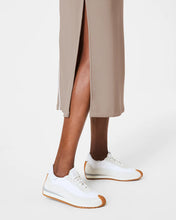 AirEssentials Pique Midi Dress - Ashwood - LAST ONE SIZE S