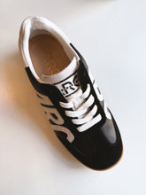 ARC Gum Sneaker - Black/White