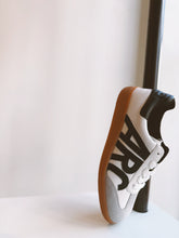 ARC Gum Sneaker - White/Black