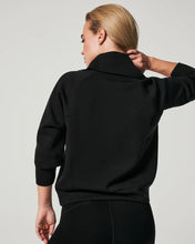 AirEssentials Half Zip - Black