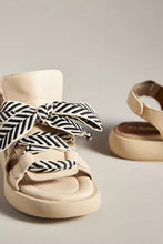 Bow Lace Sandal