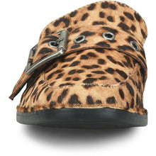 Mikah - Leopard