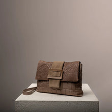 Eva Clutch - Mocca