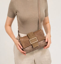 Eva Clutch - Mocca