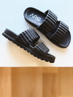 Asia - Black - LAST ONE SIZE 42