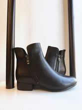 Ellyse - Black