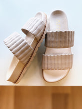 Asia - Beige