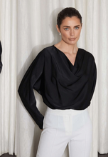 Pera Blouse