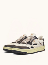 Icon - Off White/Black