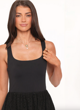 Alva Midi Dress