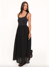 Alva Midi Dress