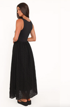Alva Midi Dress