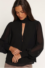 Linna Keyhole Blouse