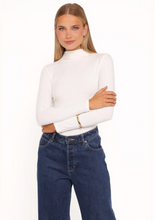 Andromeda Mock Neck