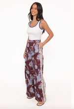 Aine Set