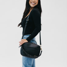 Harriet Handle Crossbody and Shoulder Bag